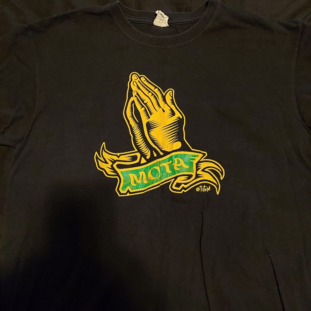 Praying hands t shirt
